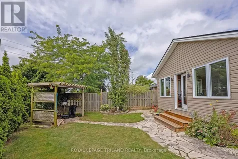 18 Coleman Court St. Thomas ON N5R 0A5