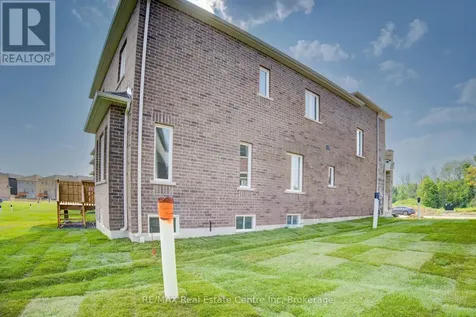 154 Attwater Drive Cambridge ON N1T 0G5