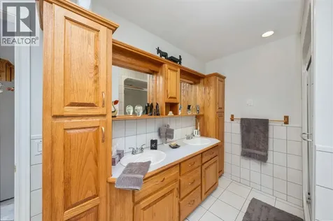 5848 Douglas Line Lambton Shores ON N0N 1J5