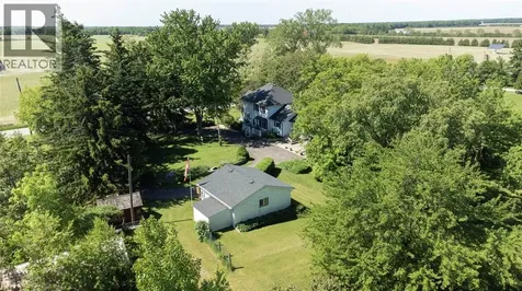 5848 Douglas Line Lambton Shores ON N0N 1J5