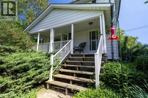5848 Douglas Line Lambton Shores ON N0N 1J5