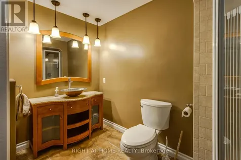 119 Timcourt Drive Tiny ON L9M 0B9