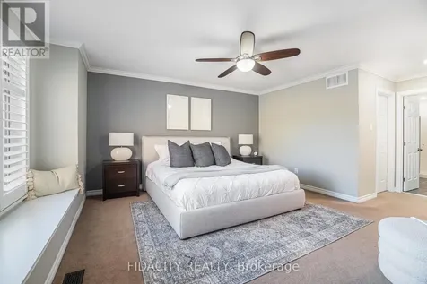 121 Bandelier Way Ottawa ON K2S 0C2