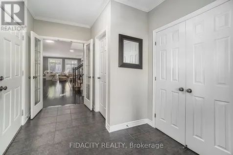 121 Bandelier Way Ottawa ON K2S 0C2