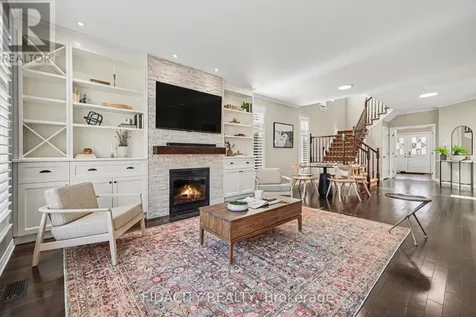 121 Bandelier Way Ottawa ON K2S 0C2