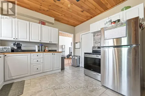 503 Miller Street Pembroke ON K8A 5Z7