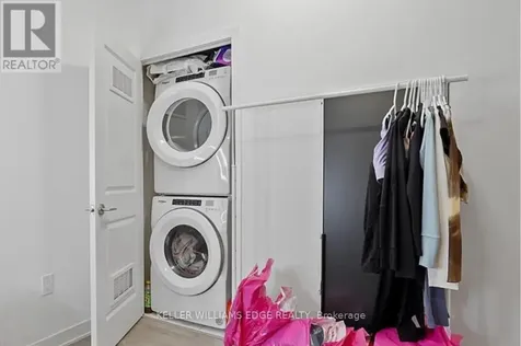 120 Eagle Rock Way Vaughan ON L6A 5C9
