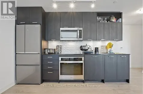 120 Eagle Rock Way Vaughan ON L6A 5C9