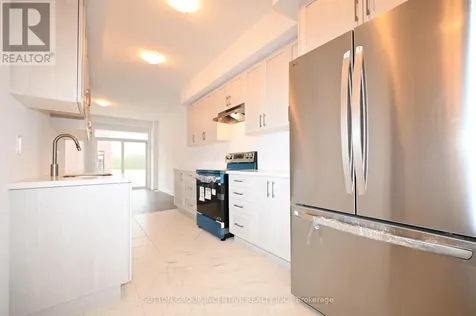 32 Winery Way Barrie ON L9J 0Y3