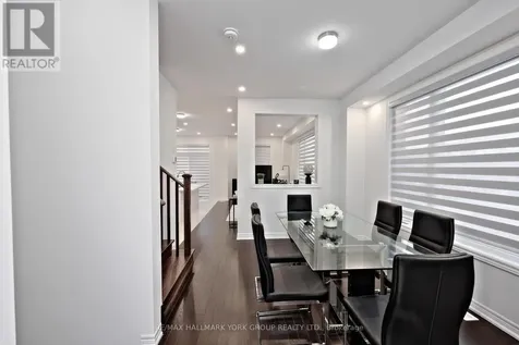 145 Fenchurch Manor Barrie ON L9J 0X1