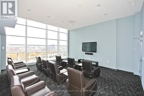 628 Fleet Street Toronto (niagara) ON M5V 1A8