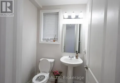 1008 Carden Lane Ottawa ON K1W 0N3