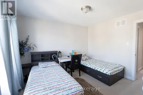 1008 Carden Lane Ottawa ON K1W 0N3