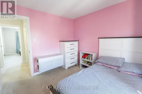 1008 Carden Lane Ottawa ON K1W 0N3