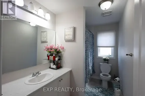 1008 Carden Lane Ottawa ON K1W 0N3
