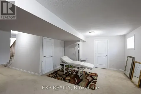 1008 Carden Lane Ottawa ON K1W 0N3