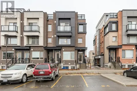 541 Takamose Private Ottawa ON K1K 5A5