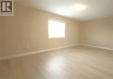 60 Canterbury Drive St. Catharines ON L2P 0E7