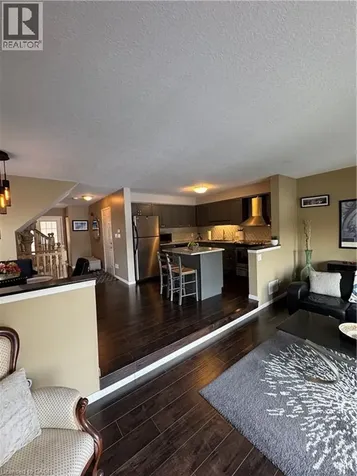 536 Beaver Creek Crescent Waterloo ON N2V 2J6
