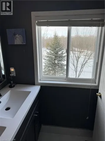 536 Beaver Creek Crescent Waterloo ON N2V 2J6