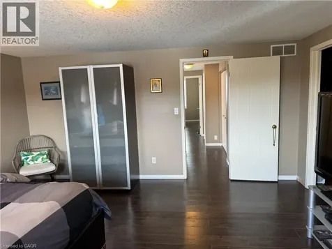 536 Beaver Creek Crescent Waterloo ON N2V 2J6