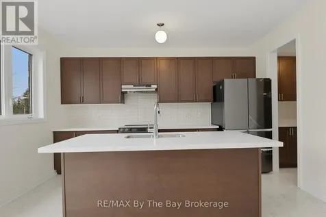 15 Beatrice Drive Wasaga Beach ON L9Z 0L3