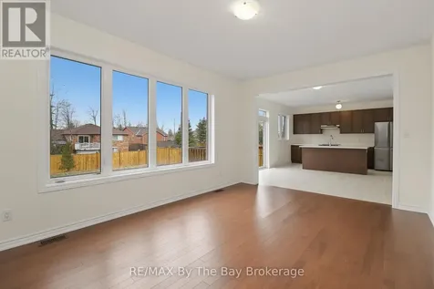 15 Beatrice Drive Wasaga Beach ON L9Z 0L3