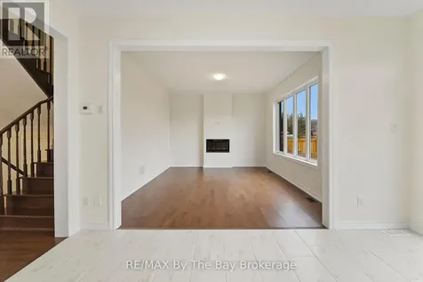 15 Beatrice Drive Wasaga Beach ON L9Z 0L3