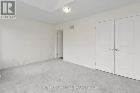 15 Beatrice Drive Wasaga Beach ON L9Z 0L3