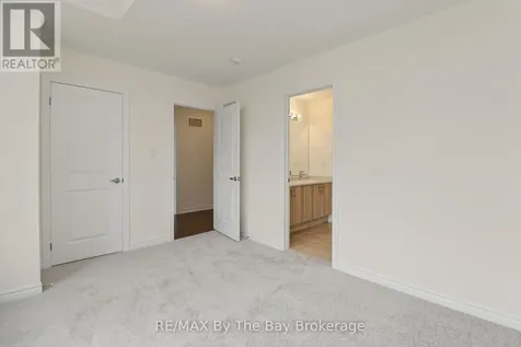 15 Beatrice Drive Wasaga Beach ON L9Z 0L3