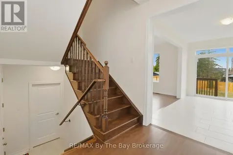 15 Beatrice Drive Wasaga Beach ON L9Z 0L3