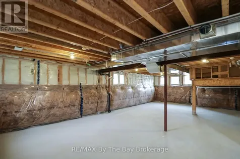 15 Beatrice Drive Wasaga Beach ON L9Z 0L3