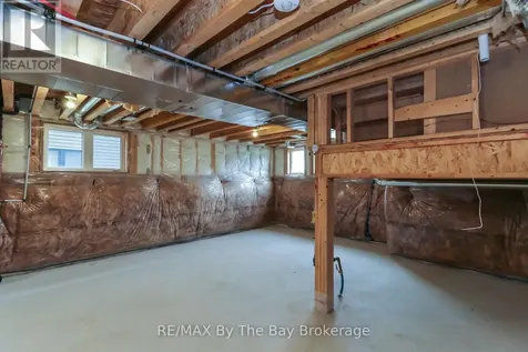15 Beatrice Drive Wasaga Beach ON L9Z 0L3
