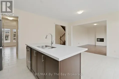 15 Beatrice Drive Wasaga Beach ON L9Z 0L3