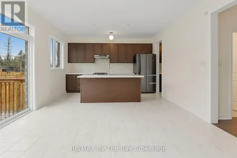 15 Beatrice Drive Wasaga Beach ON L9Z 0L3