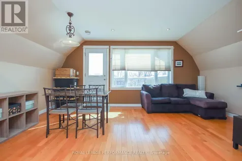 736 Cooper Street East Ottawa ON K1R 5J6