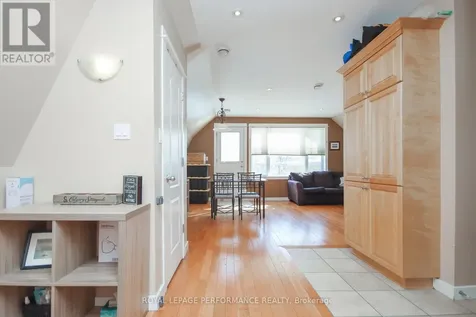 736 Cooper Street East Ottawa ON K1R 5J6