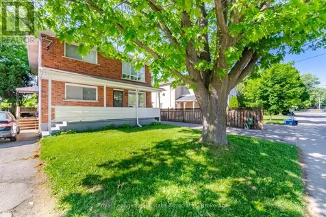 22 St James Street Brantford ON N3T 3Z6