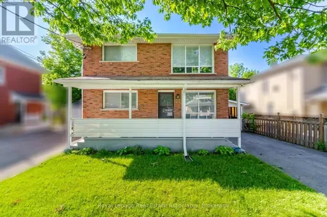 22 St James Street Brantford ON N3T 3Z6