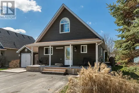 42 Madawaska Trail Wasaga Beach ON L9Z 1X7