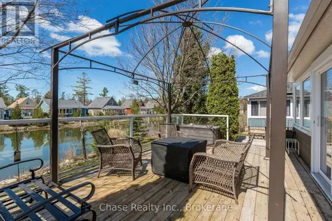 42 Madawaska Trail Wasaga Beach ON L9Z 1X7