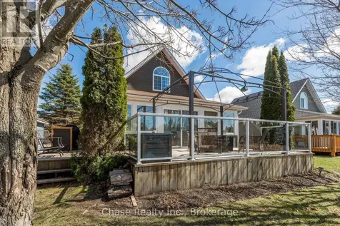 42 Madawaska Trail Wasaga Beach ON L9Z 1X7