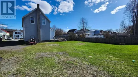439 3rd Street East Cornwall ON K6H 2E6