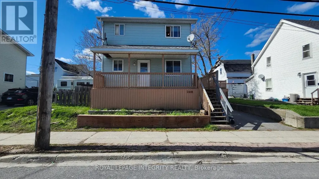 208 Prince Albert Street Cornwall ON K6H 1J7