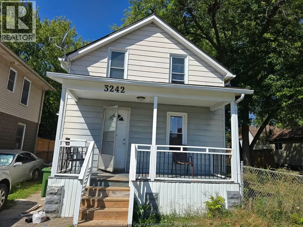 3242 Baby Street Windsor ON N9C 1K5