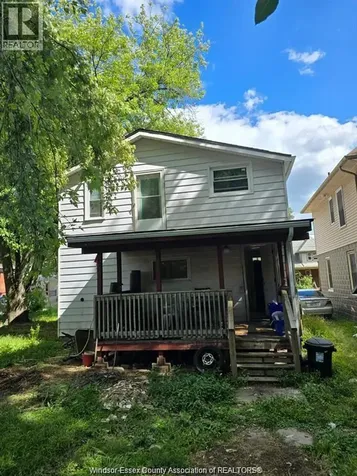 3242 Baby Street Windsor ON N9C 1K5