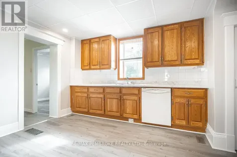 539 Mcgee Street Pembroke ON K8A 6E3