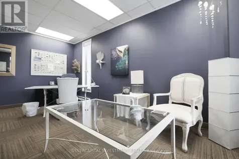 1376 Bank Street Ottawa ON K1H 7Y3