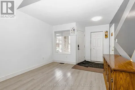 125 Hawkins Drive Cambridge ON N1T 1Z8