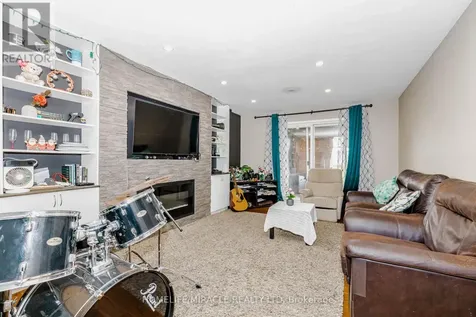 125 Hawkins Drive Cambridge ON N1T 1Z8